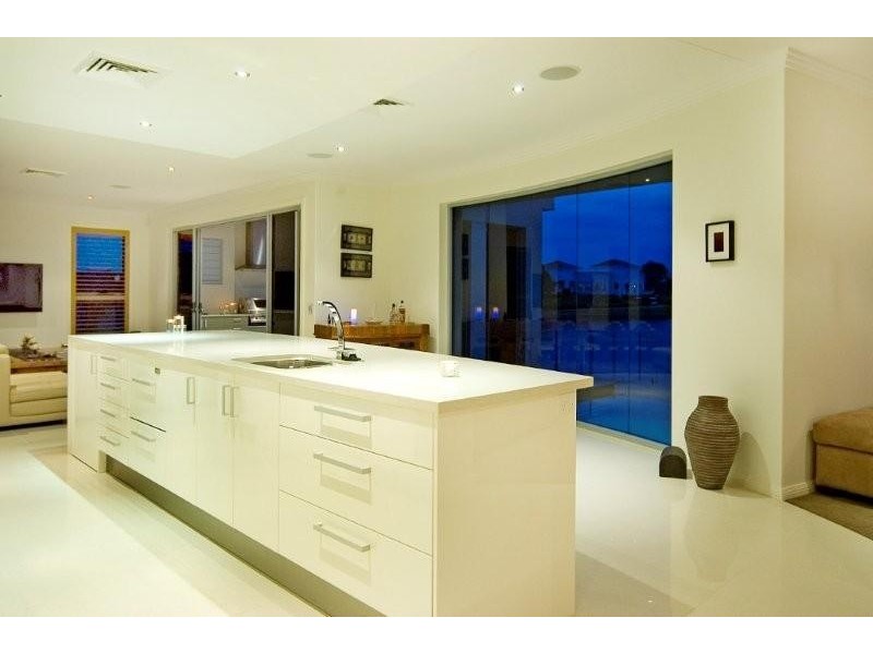 6174 Murten Court, Hope Island QLD 4212