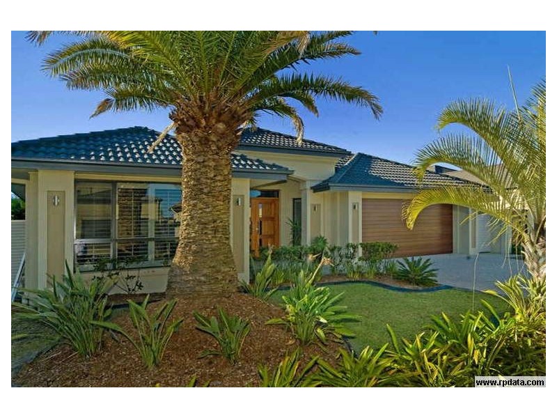 2827 Gracemere Cct, Hope Island QLD 4212