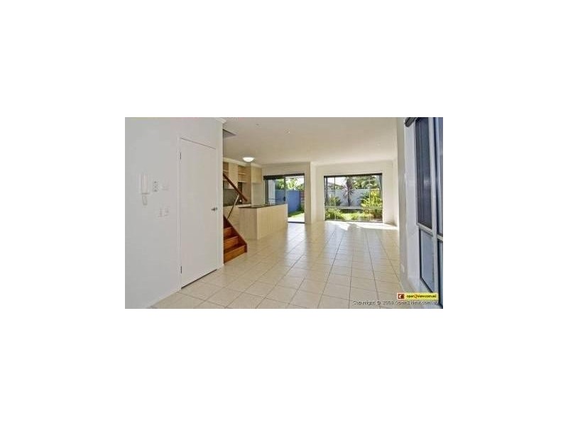 181 Lae Drive, Coombabah QLD 4216