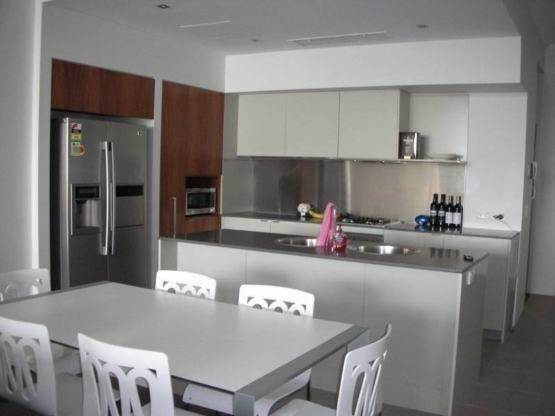 1805 Rialto Quay Drive, Hope Island QLD 4212