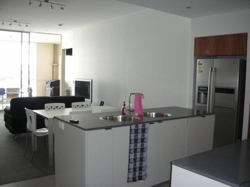1805 Rialto Quay Drive, Hope Island QLD 4212