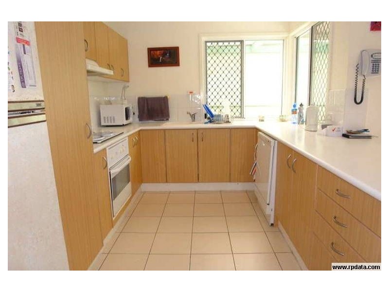 4 Buliti Street, Hope Island QLD 4212
