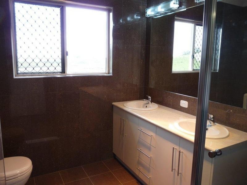 26 DOUGLAS CRESCENT, Rural View QLD 4740