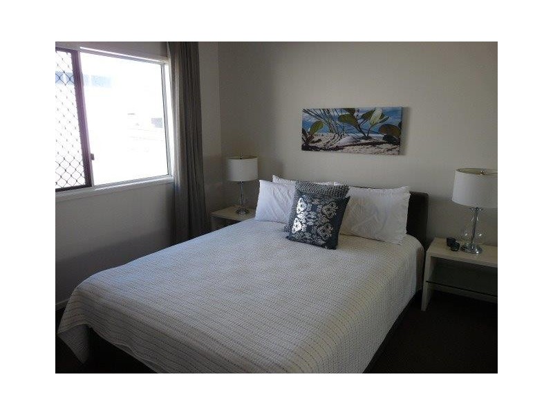 26 DOUGLAS CRESCENT, Rural View QLD 4740