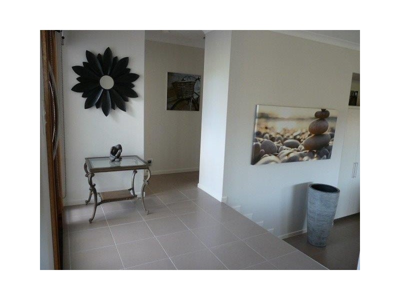 26 DOUGLAS CRESCENT, Rural View QLD 4740