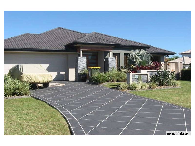 52 Southaven Drive, Helensvale QLD 4212