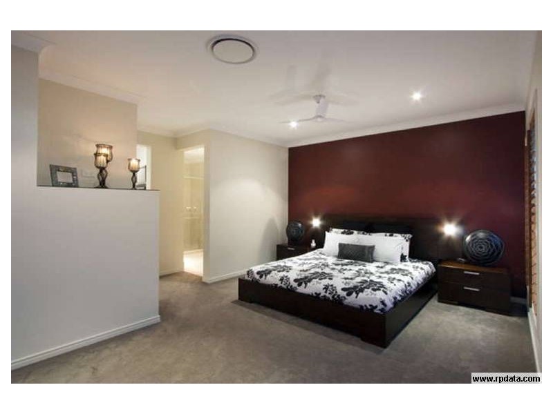 52 Southaven Drive, Helensvale QLD 4212