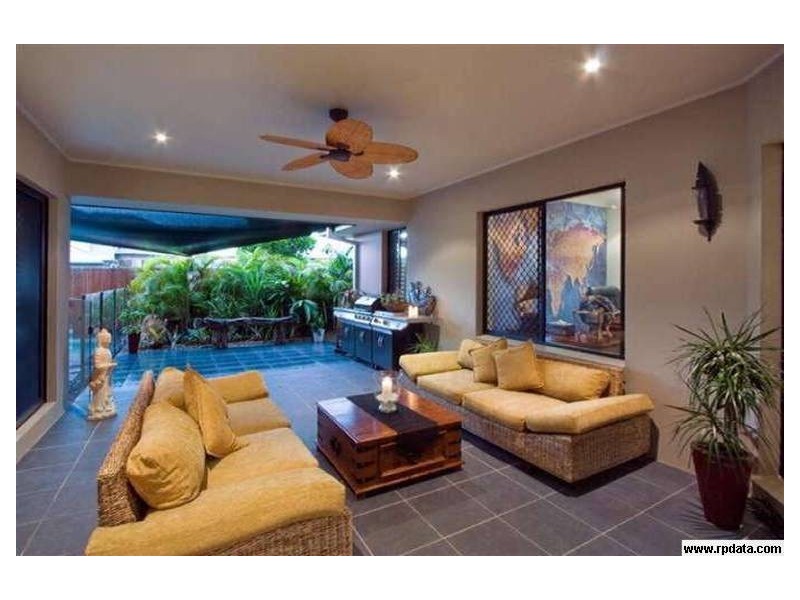 52 Southaven Drive, Helensvale QLD 4212
