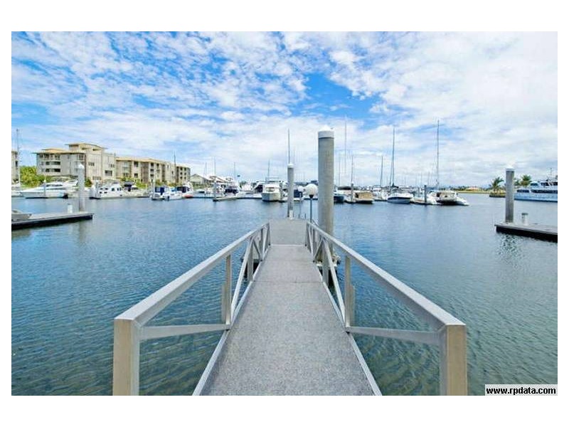 1512 Rosebank Way West, Hope Island QLD 4212