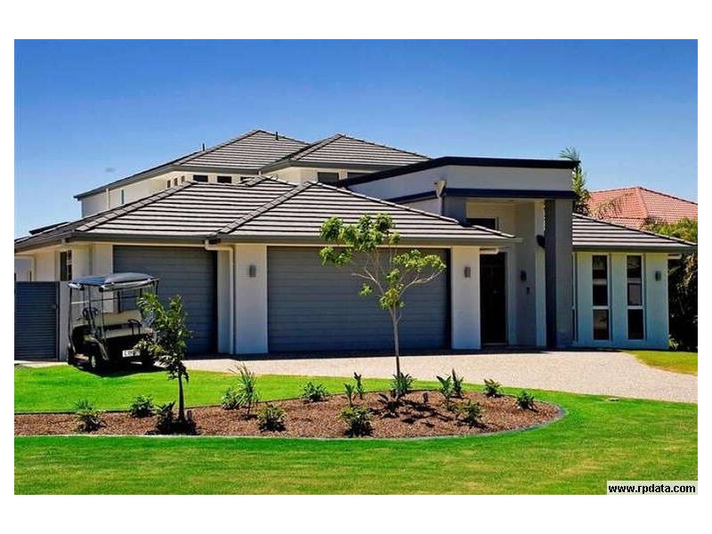 2130 Carlton Drive, Hope Island QLD 4212