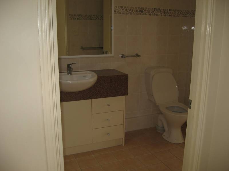 57/19 Santa Barbara Rd, Hope Island QLD 4212