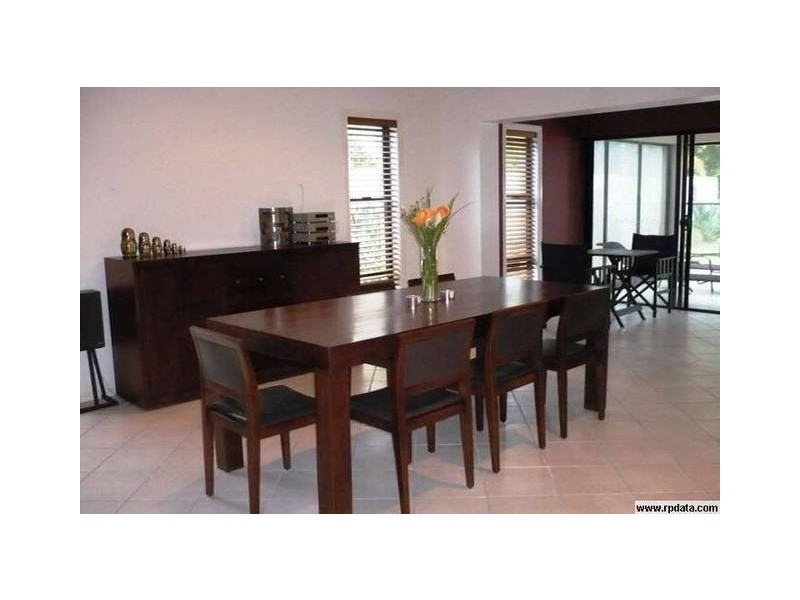 8395 MAGNOLIA DRIVE, Hope Island QLD 4212