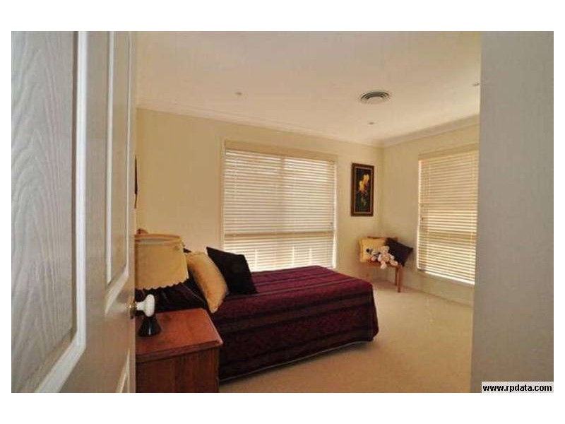 2571 Cressbrook Drive, Hope Island QLD 4212