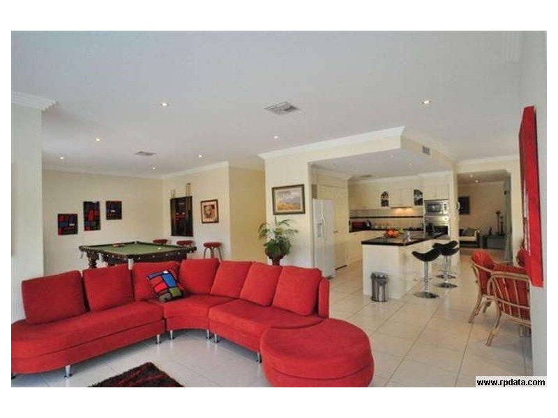 2571 Cressbrook Drive, Hope Island QLD 4212