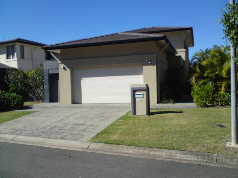 6018 Calardo Avenue, Hope Island QLD 4212