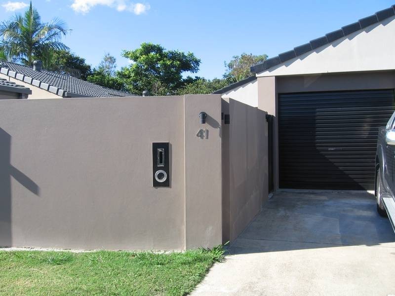 41 River Oak Drive, Helensvale QLD 4212