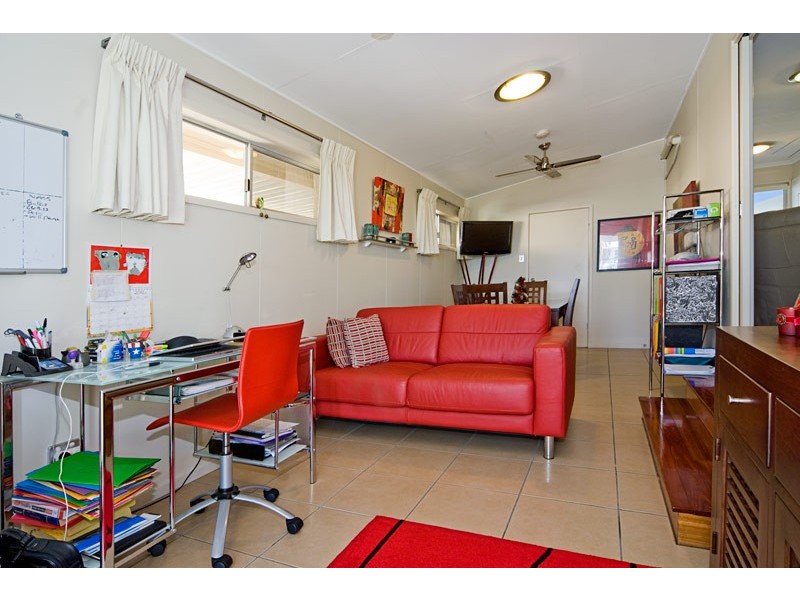 58 The Esplanade, Paradise Point QLD 4216