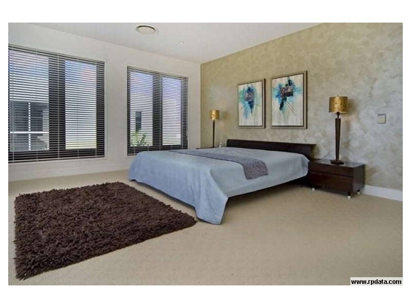 8009 Key Waters, Sanctuary Cove QLD 4212