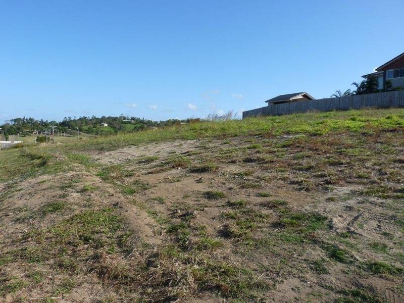 13 Douglas Crescent, Rural View QLD 4740