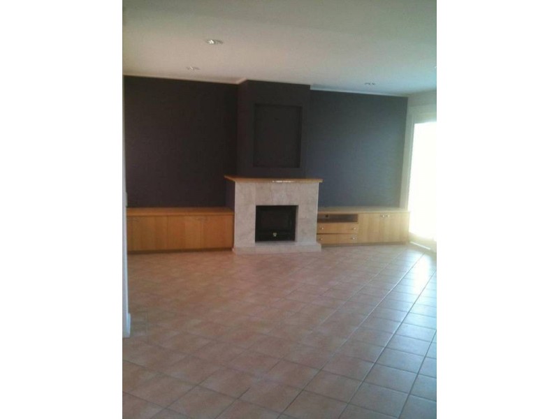 6010 Olympic Drive, Hope Island QLD 4212