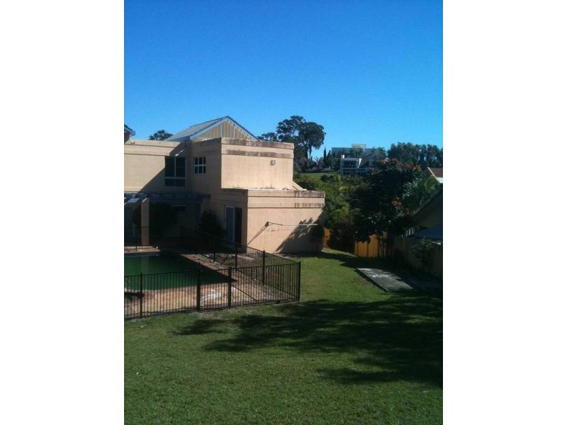 6010 Olympic Drive, Hope Island QLD 4212