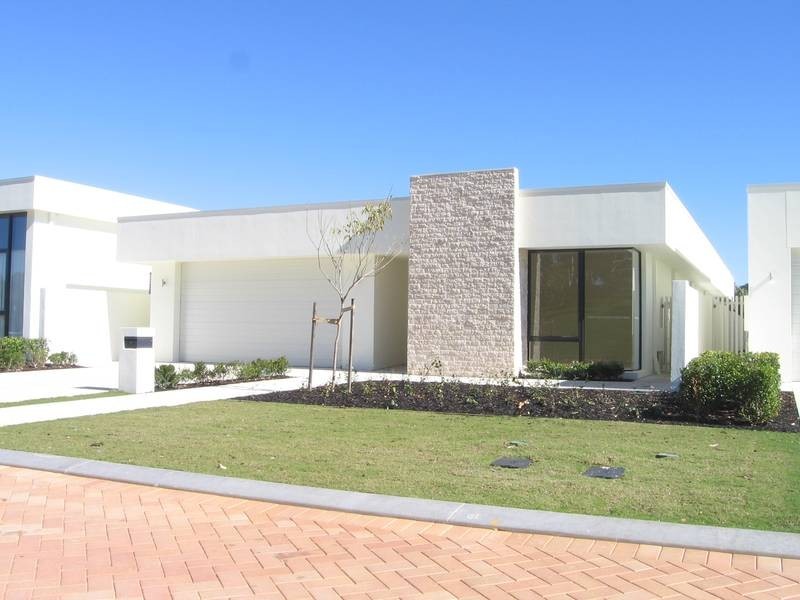 2046 The Estate, Sanctuary Cove QLD 4212