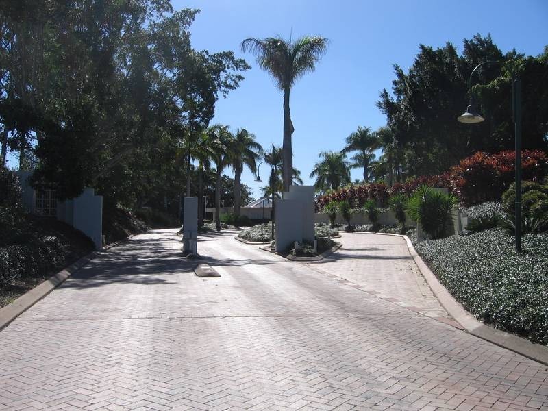 2046 The Estate, Sanctuary Cove QLD 4212