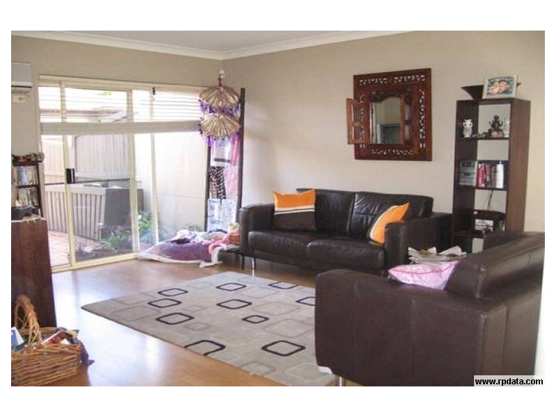 8103 Magnolia Gardens Ct, Hope Island QLD 4212