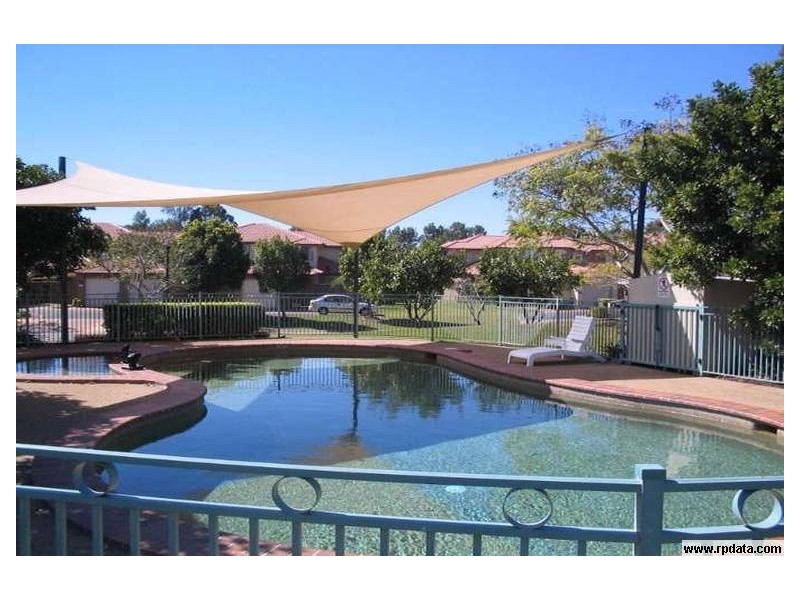 8103 Magnolia Gardens Ct, Hope Island QLD 4212