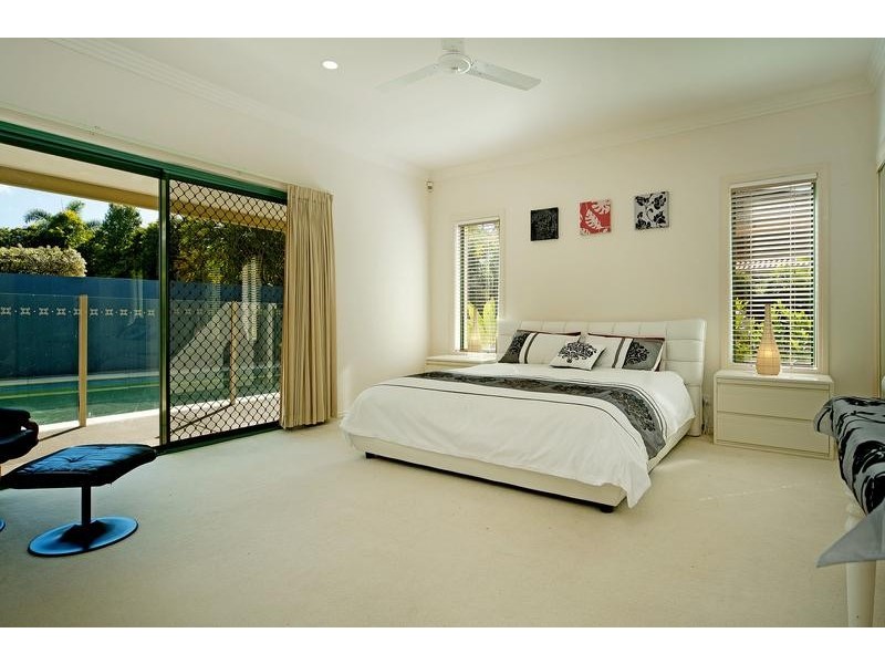 Hope Island QLD 4212
