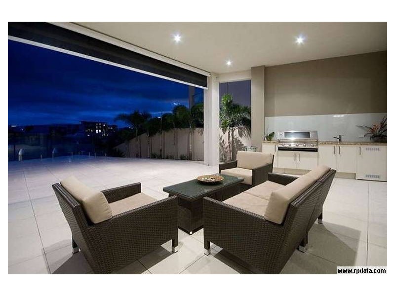 Paradise Point QLD 4216
