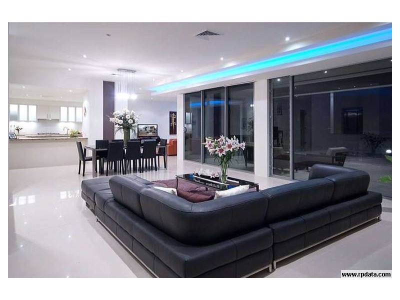 Paradise Point QLD 4216