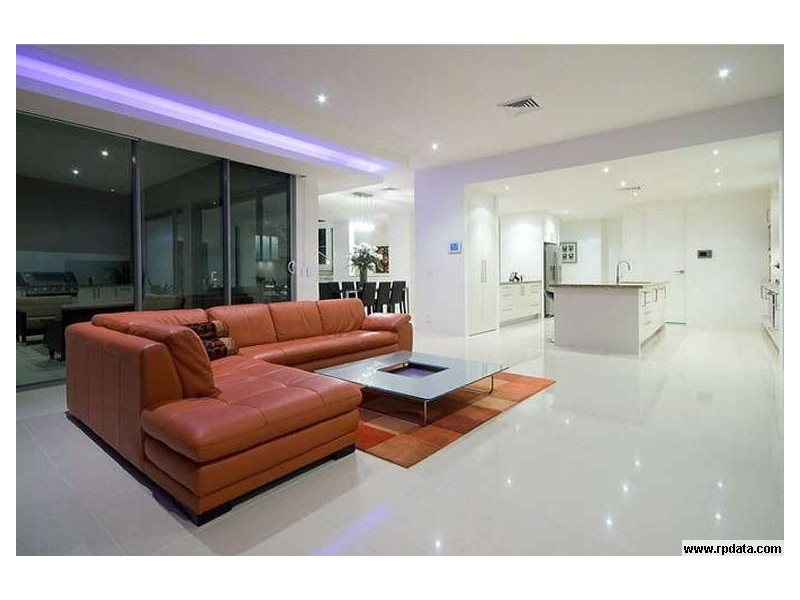 Paradise Point QLD 4216