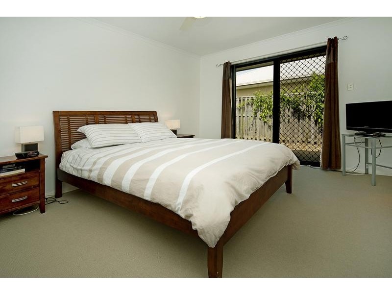 4 Sailaway Court, Coomera QLD 4209