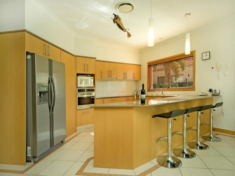 1633 Argyle Court, Hope Island QLD 4212