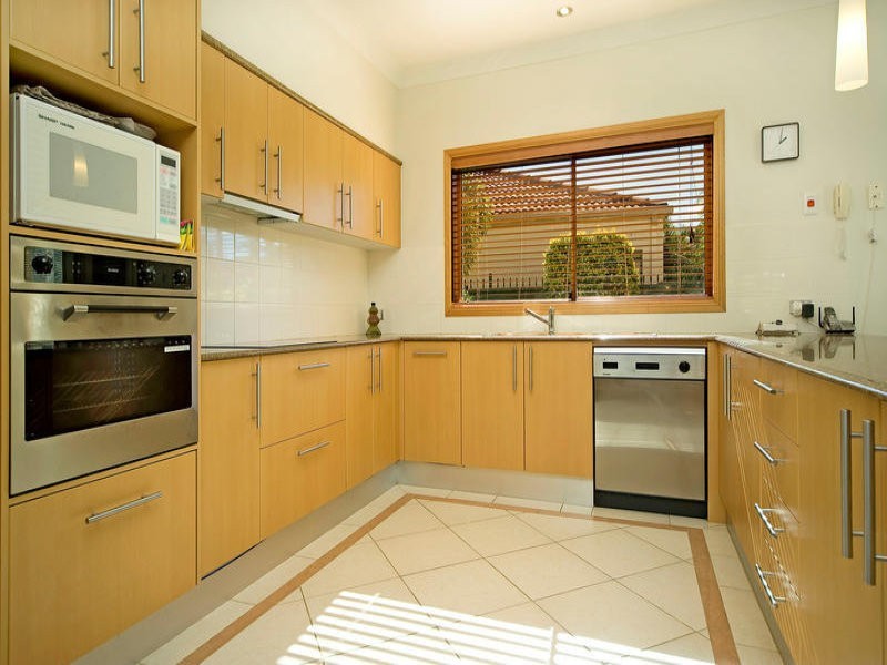 1633 Argyle Court, Hope Island QLD 4212