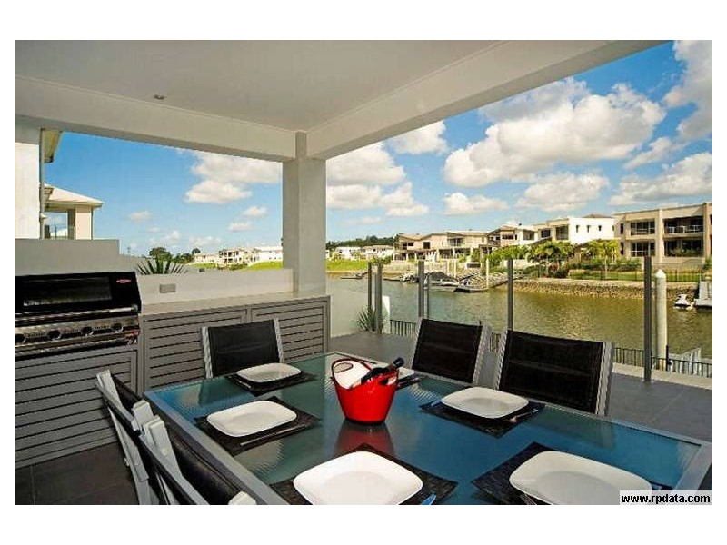 12 hope island, Helensvale QLD 4212