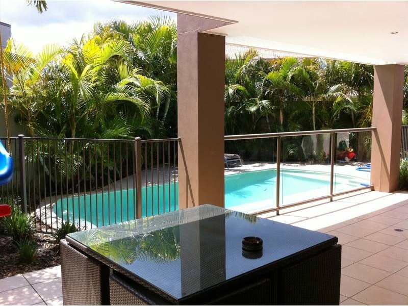 2556 Cressbrook Drive, Hope Island QLD 4212