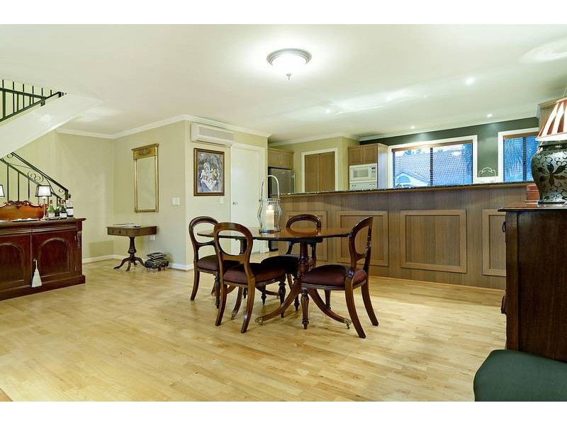 43 John Lund Drive, Hope Island QLD 4212