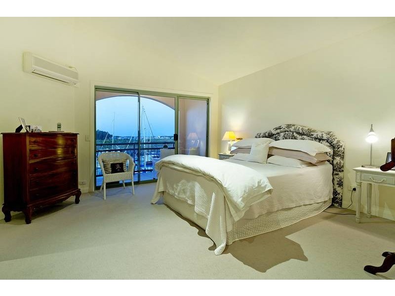 43 John Lund Drive, Hope Island QLD 4212