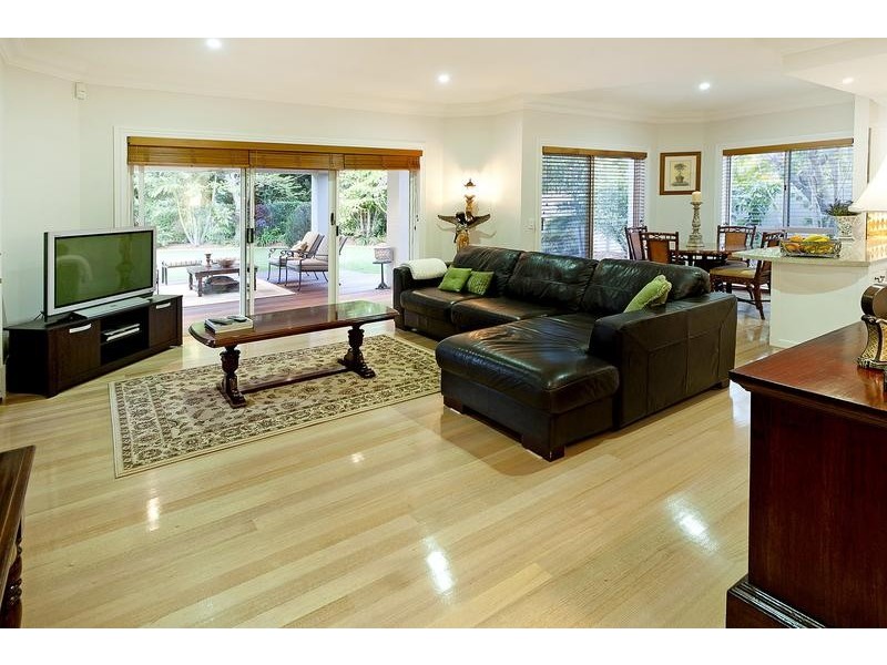 1004 Rosebank Way, Hope Island QLD 4212