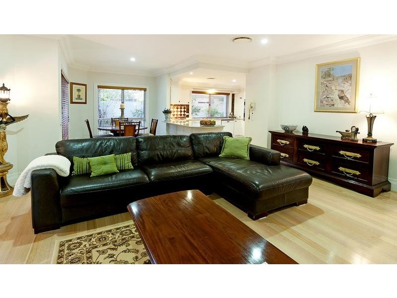 1004 Rosebank Way, Hope Island QLD 4212
