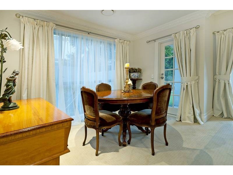 1004 Rosebank Way, Hope Island QLD 4212