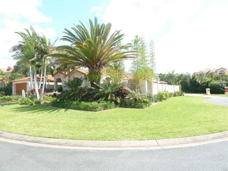 Hope Island QLD 4212