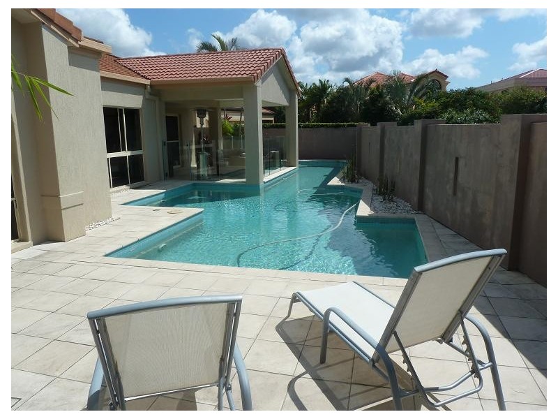 Hope Island QLD 4212