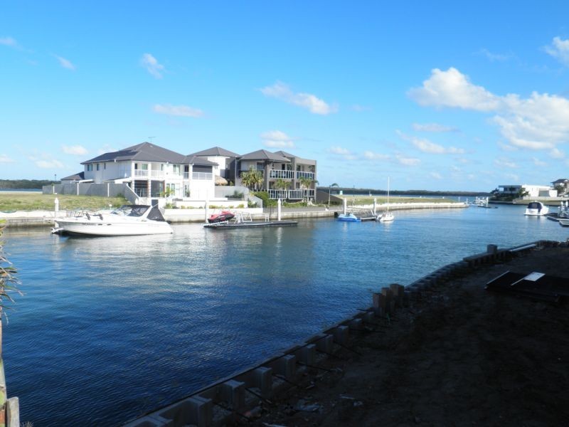 Paradise Point QLD 4216
