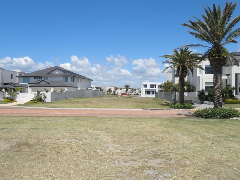 Paradise Point QLD 4216