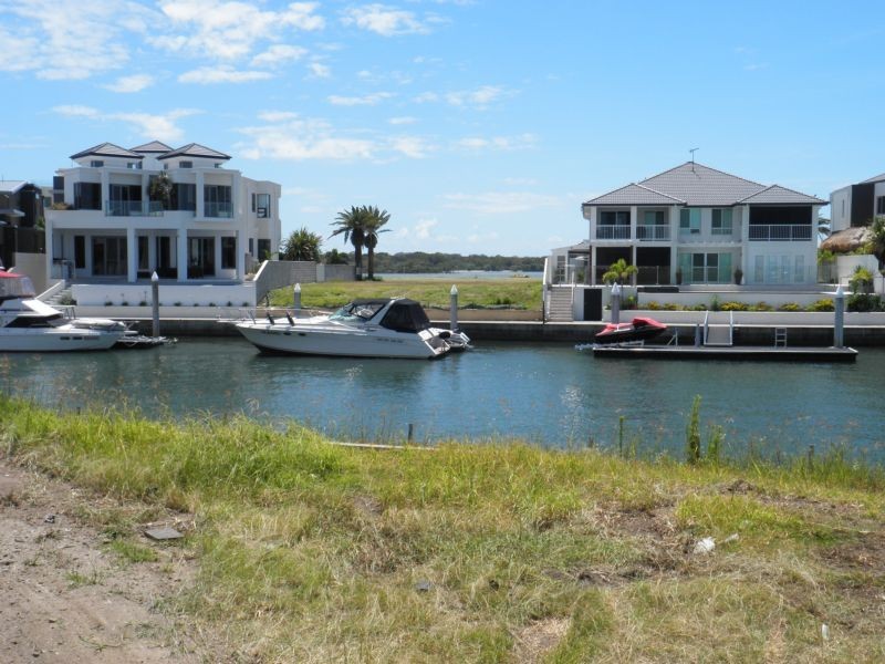 Paradise Point QLD 4216