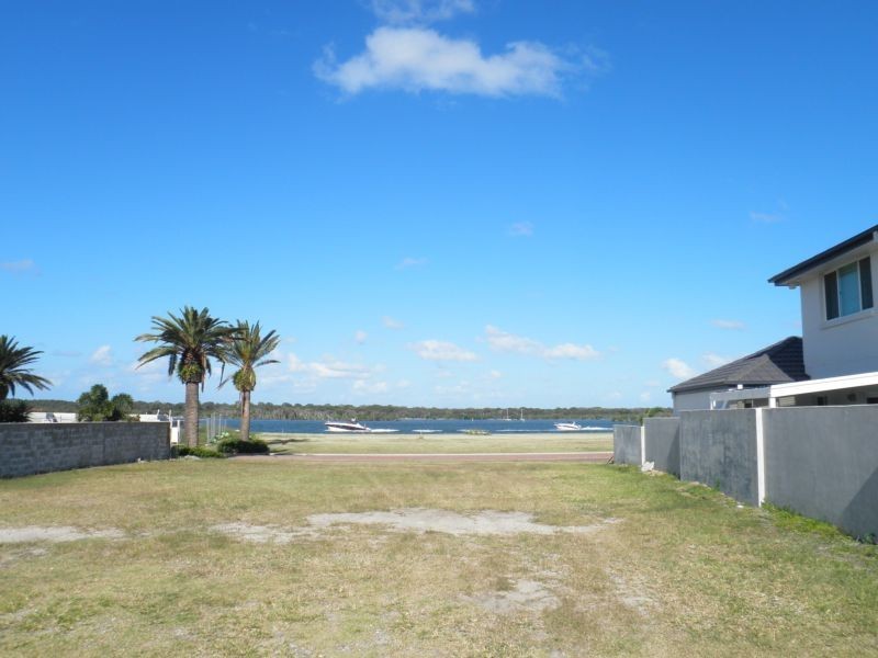 Paradise Point QLD 4216