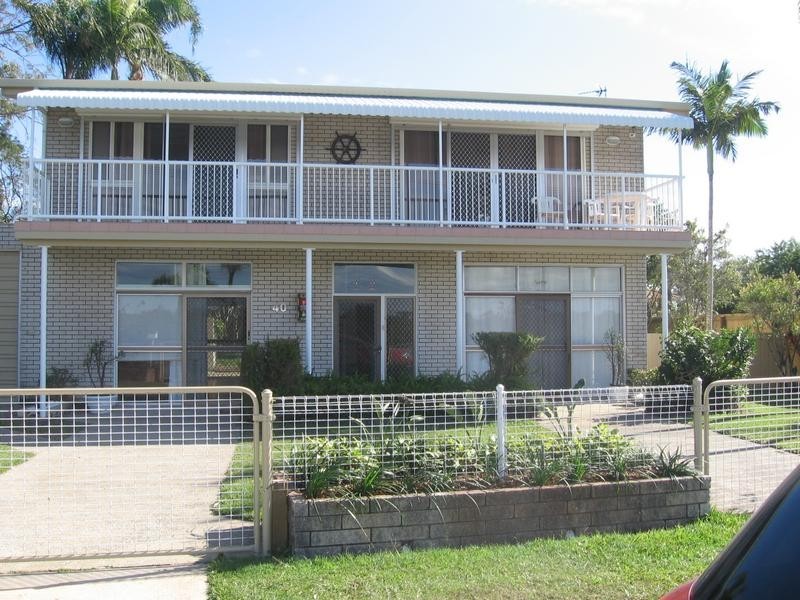 40 BOYKAMBIL ESPLANADE, Hope Island QLD 4212